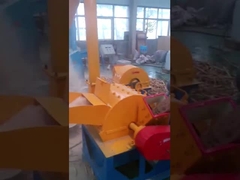 آلة طحن عجلة 150 مم 100-1000 كجم / ساعة آلة طحن الخشب الصناعية