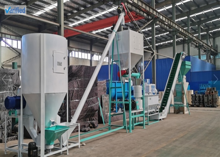 1t/h، 2t/h خط إنتاج الأعلاف الحيوانية ذات القالب المسطح لخط إنتاج كريات أعلاف الدجاج والأبقار والماعز والدواجن