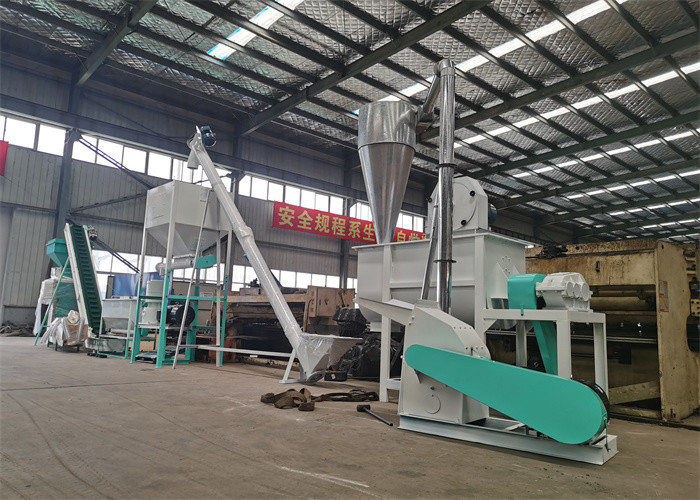 1t/h، 2t/h خط إنتاج الأعلاف الحيوانية ذات القالب المسطح لخط إنتاج كريات أعلاف الدجاج والأبقار والماعز والدواجن
