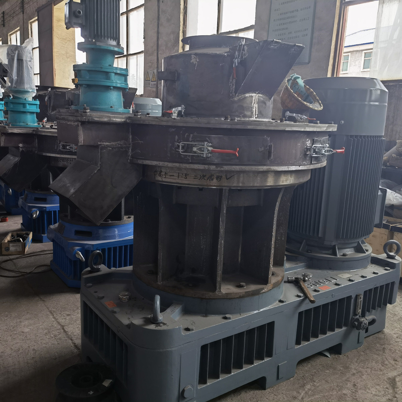 4-12ملم الخشب طاحونة الكريات مع 0.8-4t/h السعة و 380V الجهد