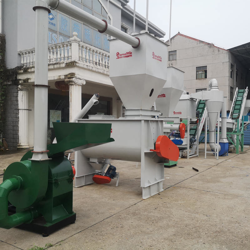 خط إنتاج أعلاف الأعلاف 2t/H خط إنتاج أعلاف أطفال الدجاج بحجم 1mm-20mm