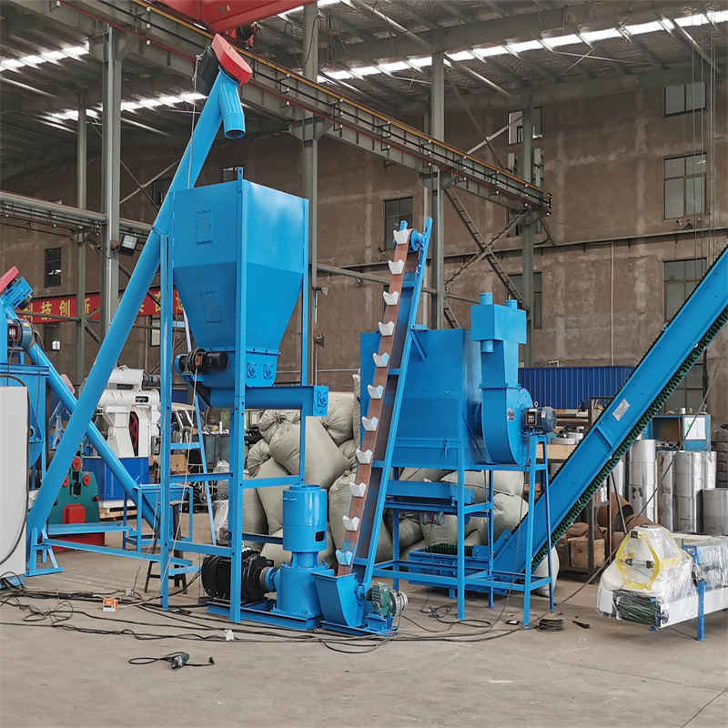 خط إنتاج SGS للكريات الغذائية الحيوانات 500-1000kg/H 17*5*5.5m