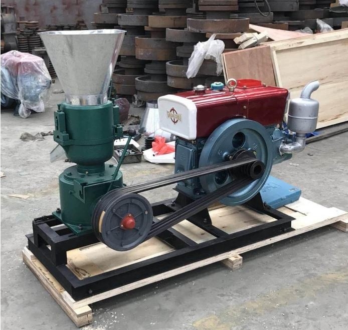 طاحونة الكريات الغذائية 22HP تخصيص اللون للغذاء الدجاجي
