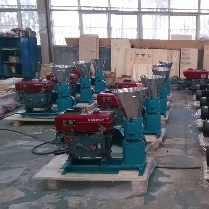 300-400 كيلوغرام/ساعة آلة الحيوانات الأليفة الغذاء الكريات مع إنتاجية عالية الديزل نوع طاحونة الكريات آلة