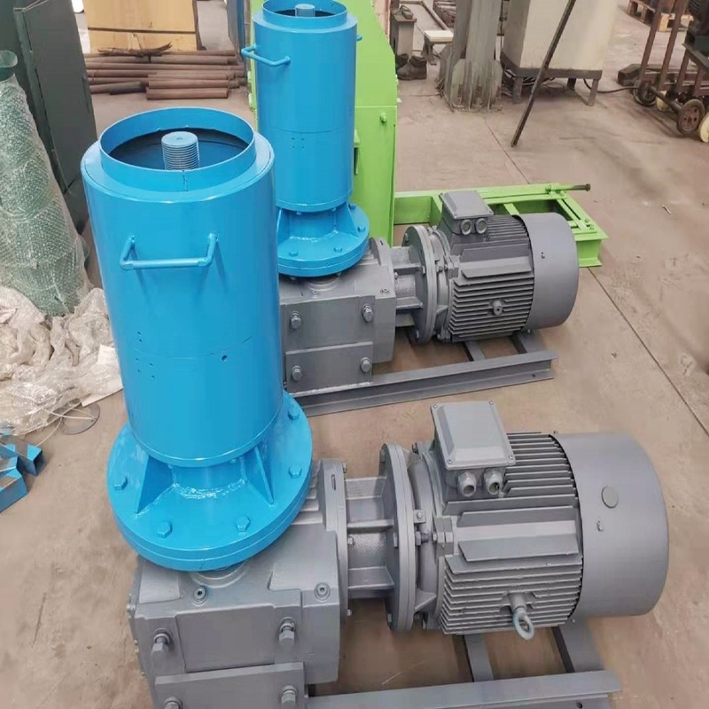 120kg/h آلة الكهربائية نوع الغذاء الكريات 4kw صانع الكريات الغذاء للحيوانات للمزرعة