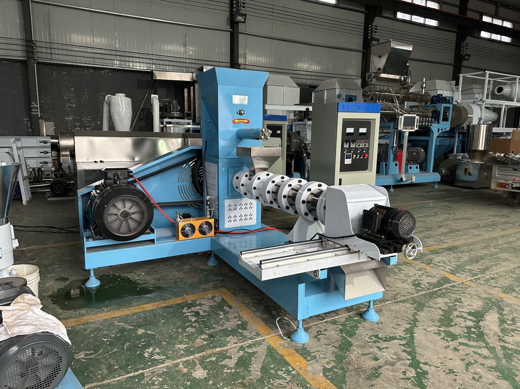 خط إنتاج بيليه علف الحيوانات بسعة 0.5-1 طن/ساعة مع مواد خام وجبة العشب وتوجيهات المهندس للتركيب