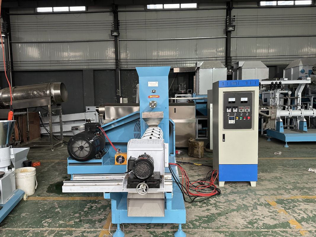 خط إنتاج بيليه علف الحيوانات بسعة 0.5-1 طن/ساعة مع مواد خام وجبة العشب وتوجيهات المهندس للتركيب