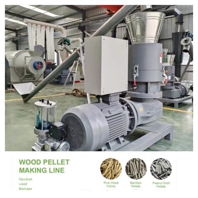 100-1200 كجم / ساعة صانع الحبيبات الخشبية 22-55KW خط الحبيبات الخشبية بحجم قابل للتعديل